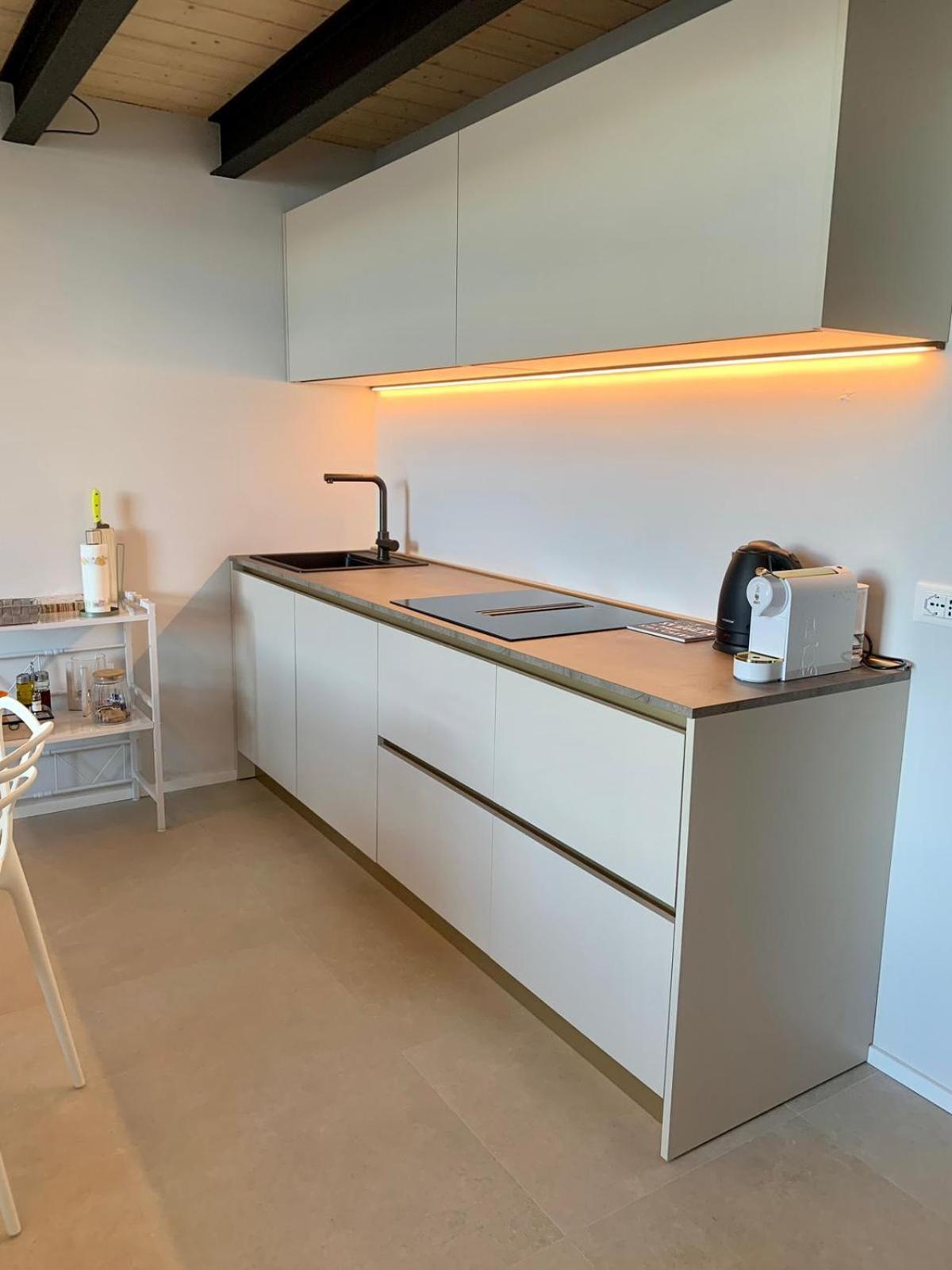 Panorama Loft Apartments สเตรซา ภายนอก รูปภาพ