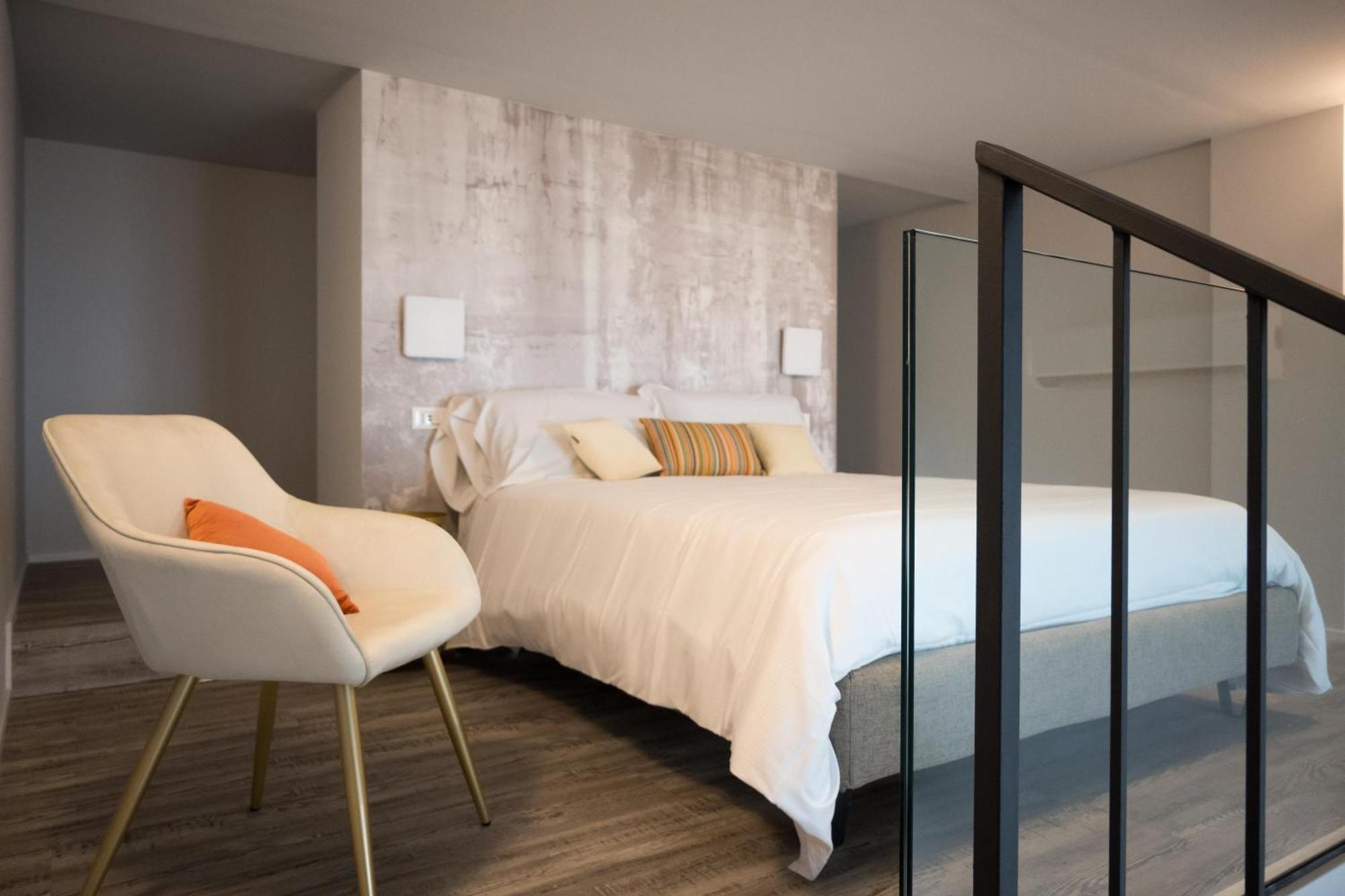 Panorama Loft Apartments สเตรซา ภายนอก รูปภาพ