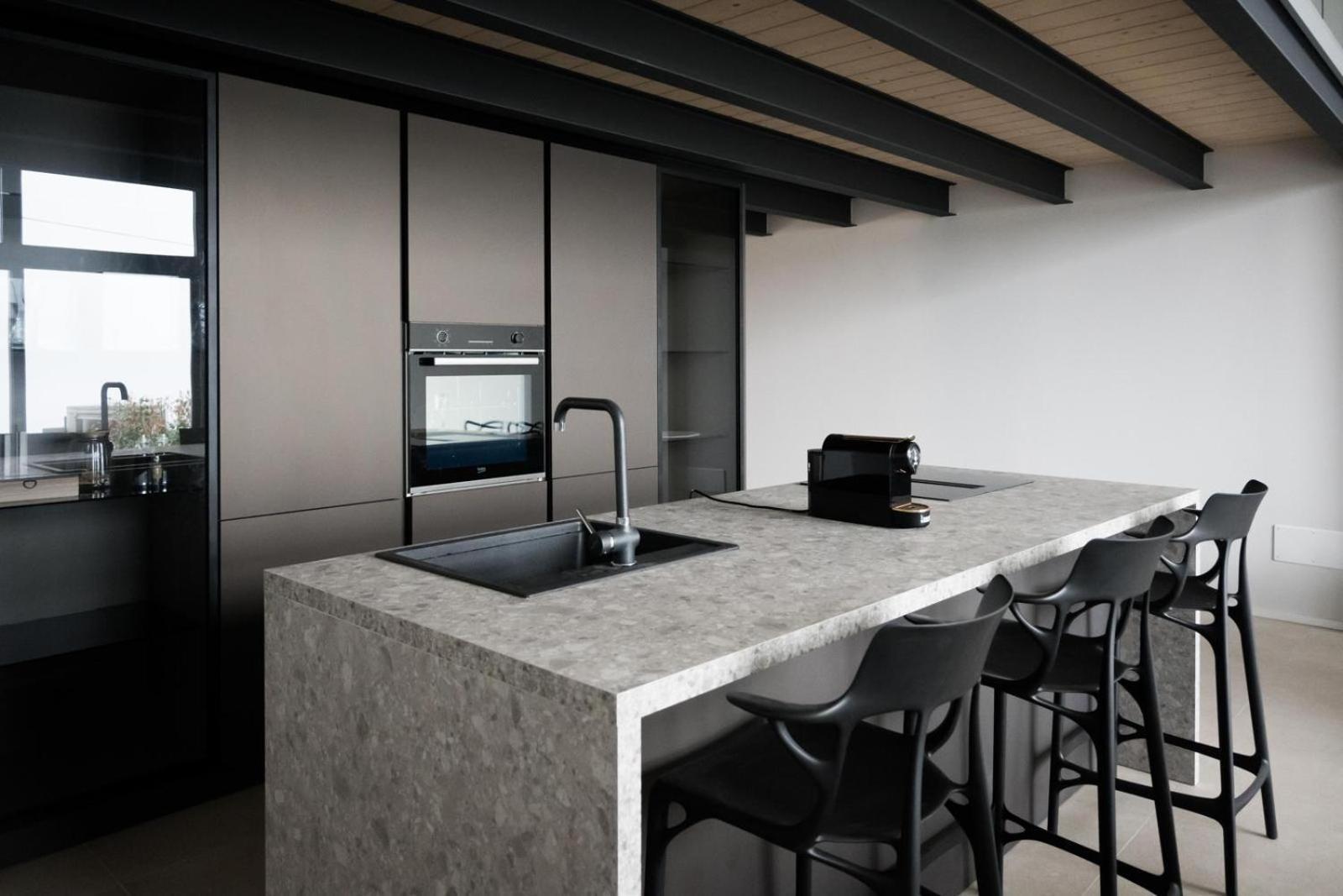 Panorama Loft Apartments สเตรซา ภายนอก รูปภาพ
