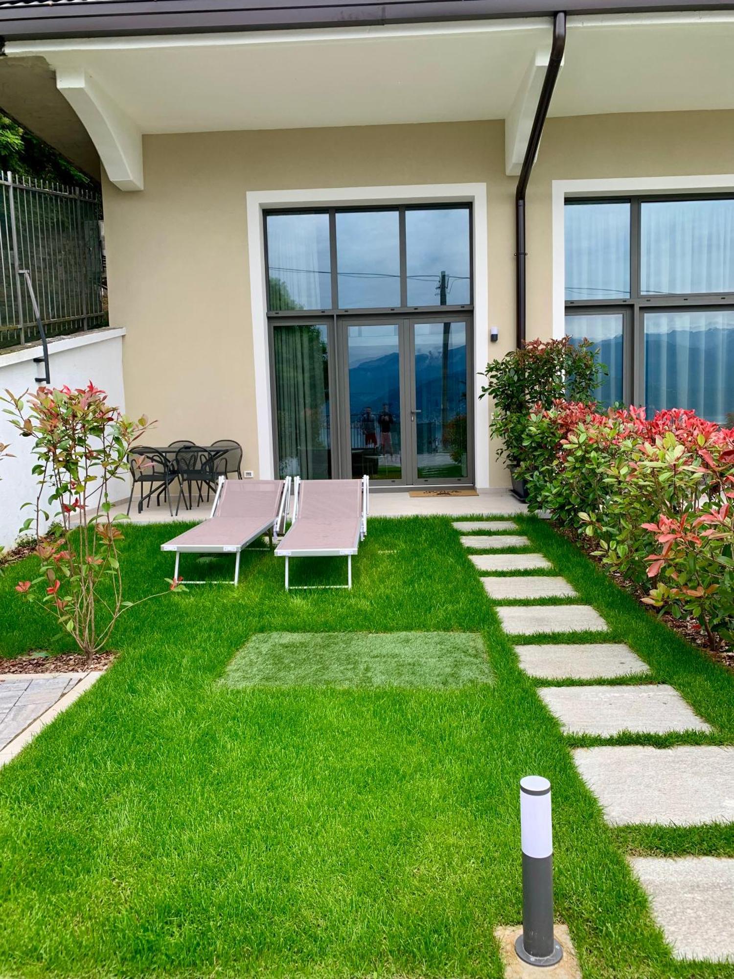 Panorama Loft Apartments สเตรซา ภายนอก รูปภาพ